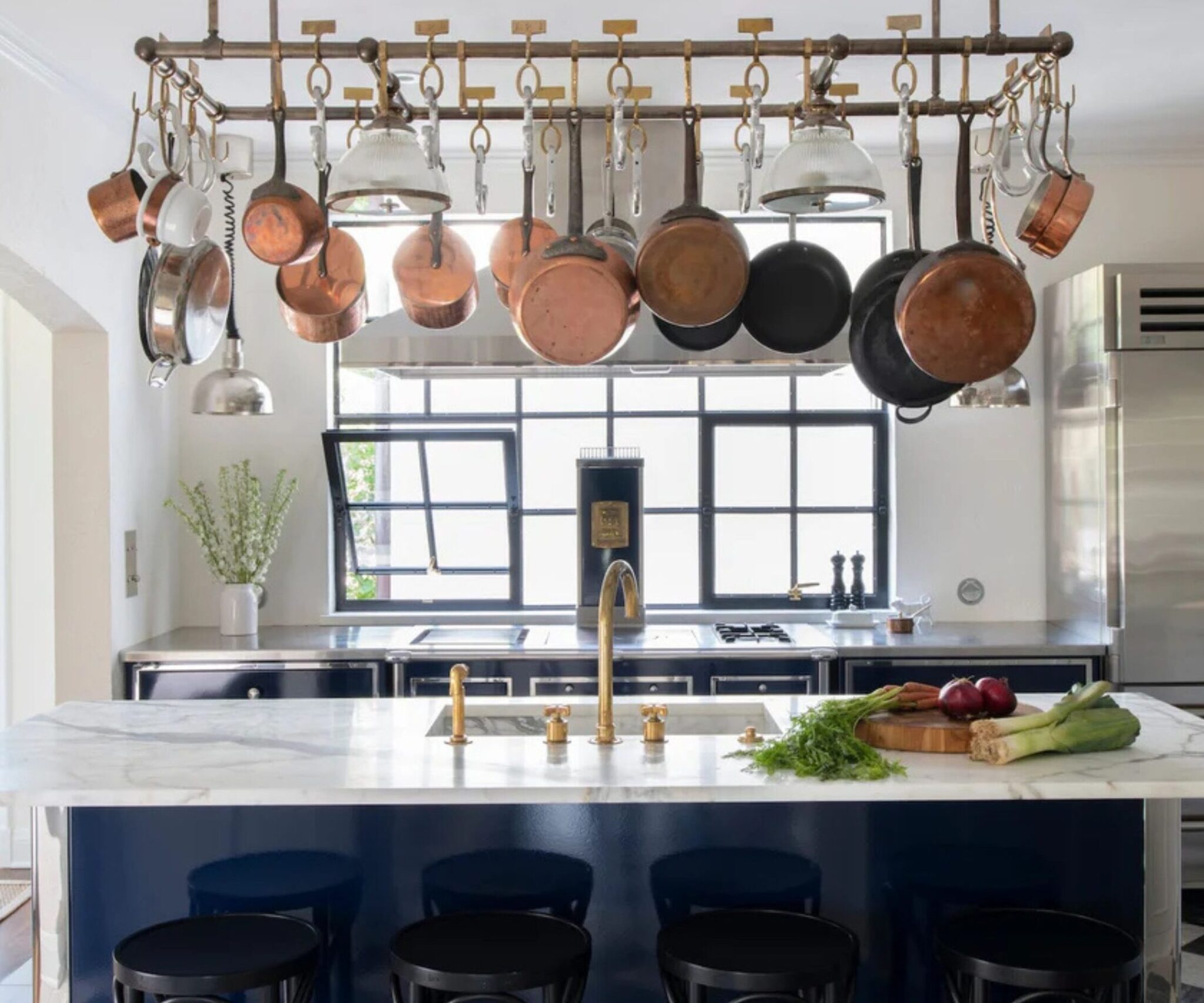 Top Options for a Stylish Pots and Pans Hanging Rack